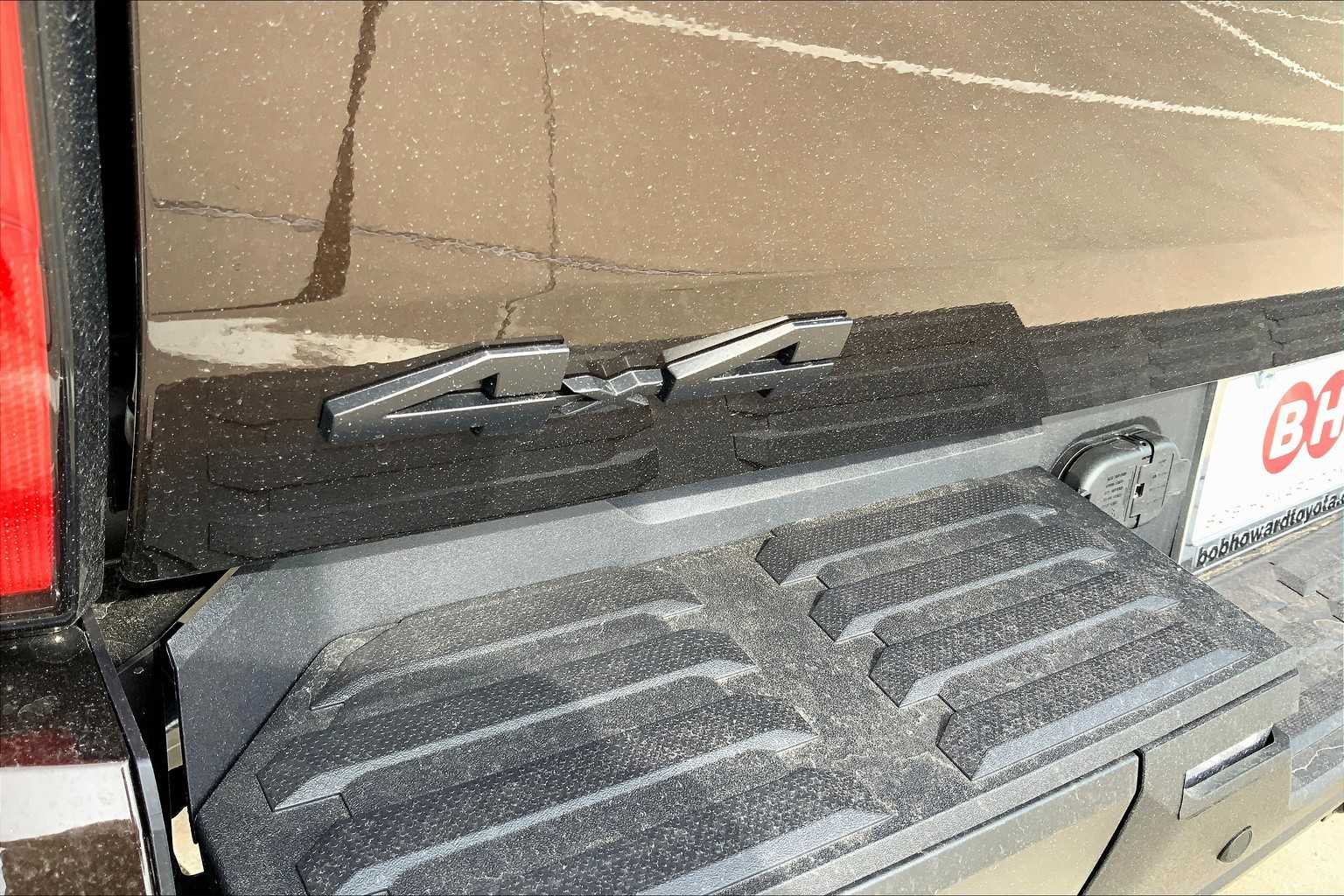 2025 Toyota Tundra Limited - Photo 15