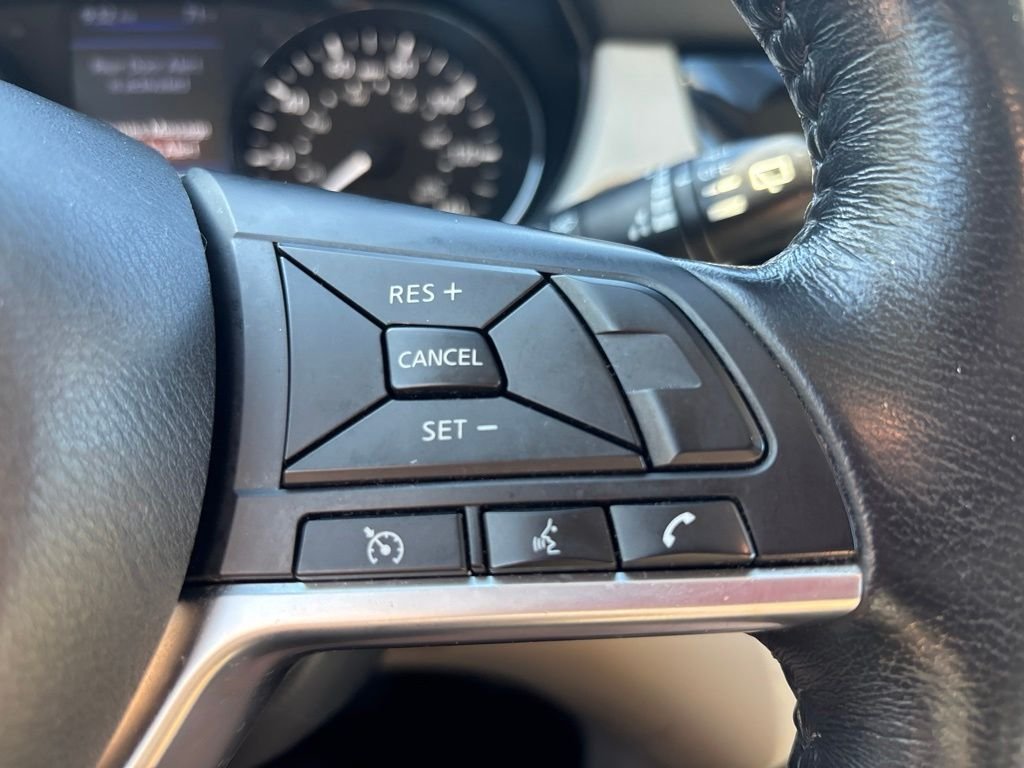 Used 2019 White Nissan SV image 22