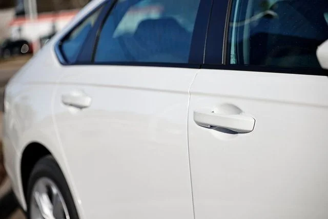 New 2026 Platinum White Honda LX image 16