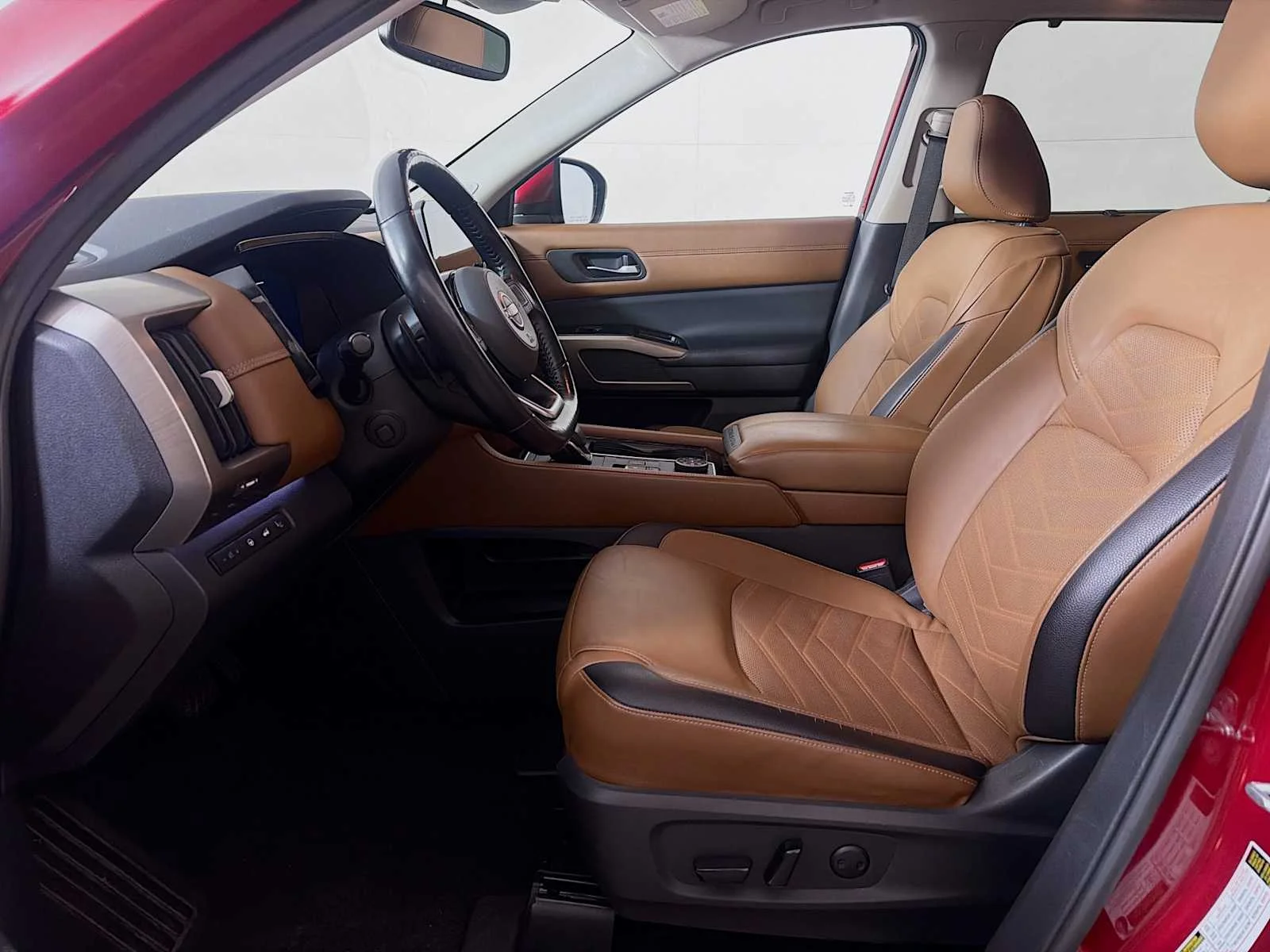 Certified Used 2022 Scarlet Ember Tintcoat Nissan Platinum image 19
