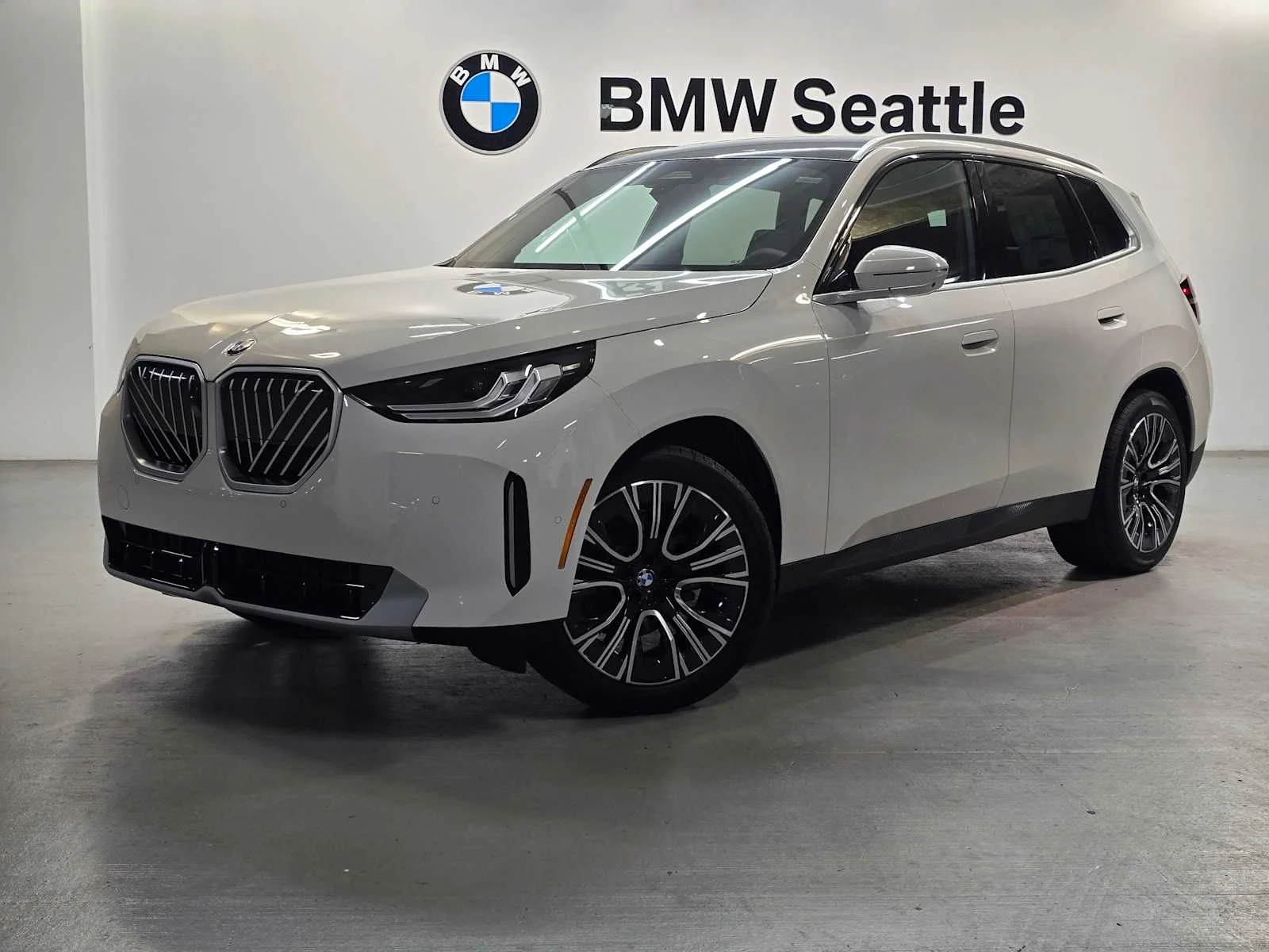 2026 BMW X3 30 XDRIVE's photo