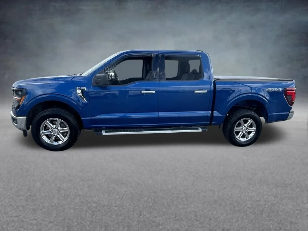 Used 2024 Blue Ford XLT image 2