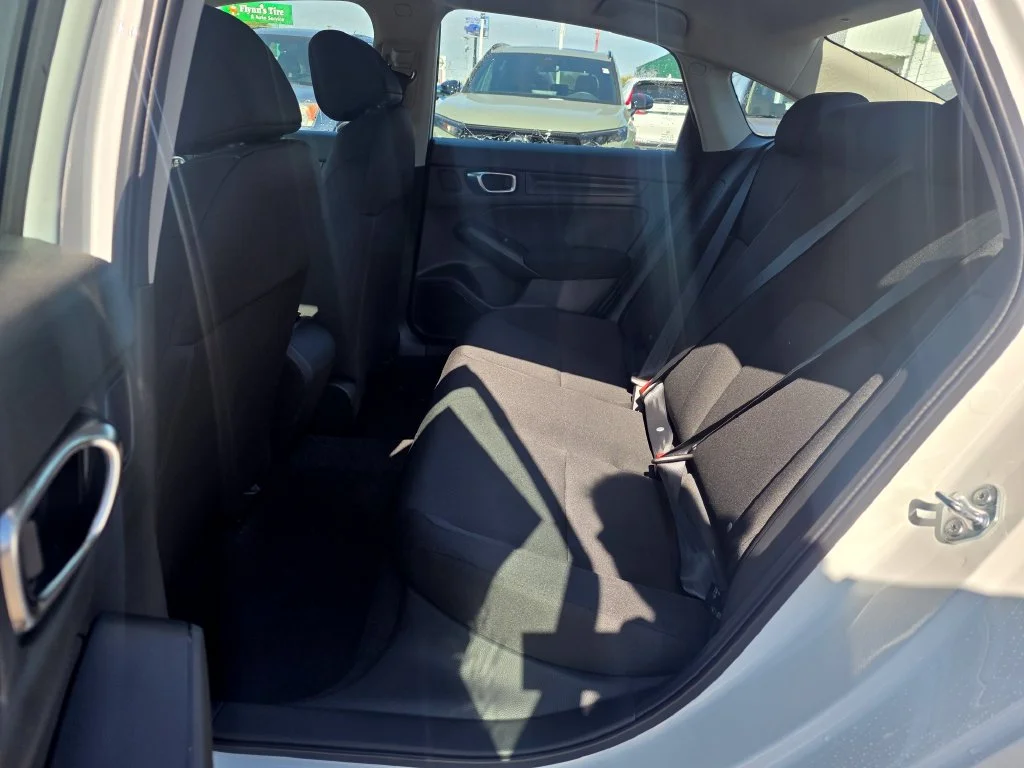 New 2026 Platinum White Pearl Honda LX image 11