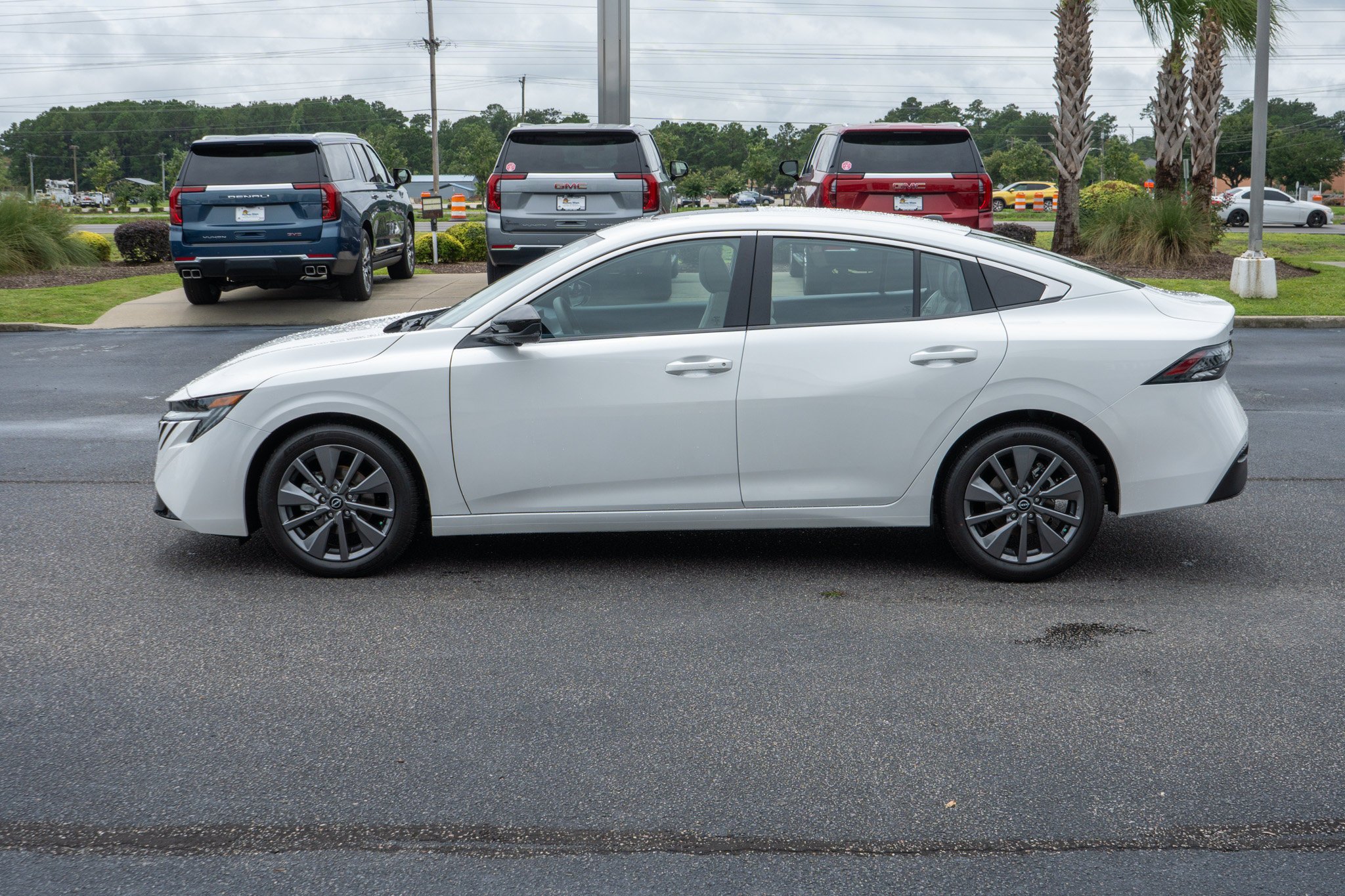Used 2026 Aspen White Tricoat Nissan SL image 6