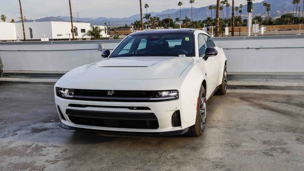 New 2026 White Dodge R/T image 4