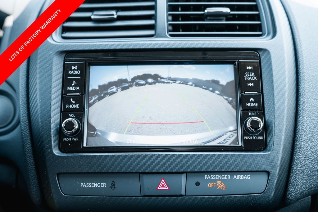 Used 2025 Alloy Silver Metallic Mitsubishi 2.0 ES image 19