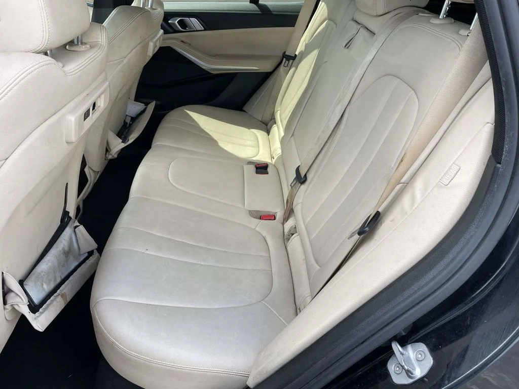 Certified Used 2019 Black BMW xDrive40i image 12
