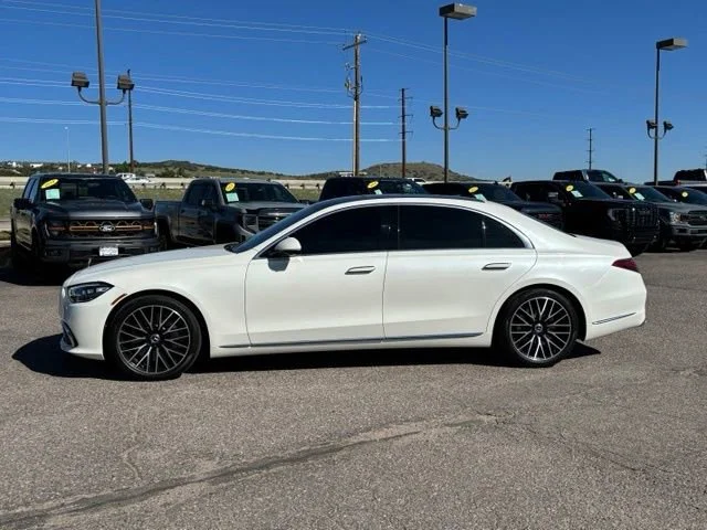 Used 2023 White Mercedes-Benz 4MATIC® image 2