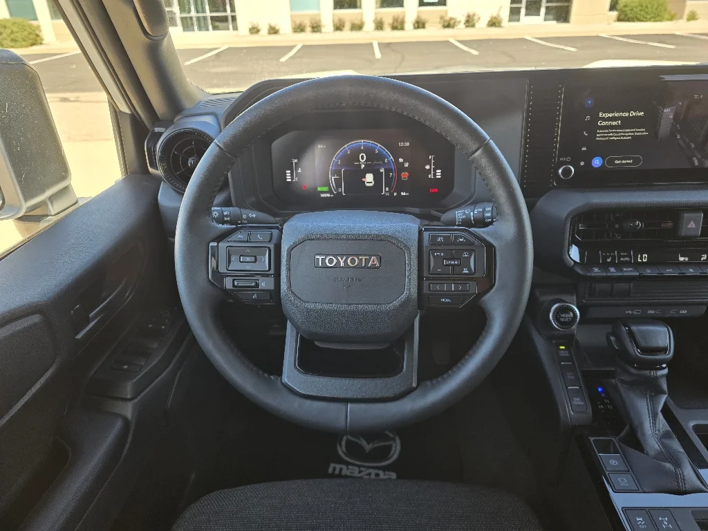 Used 2025 Ice Cap Toyota 1958 image 27
