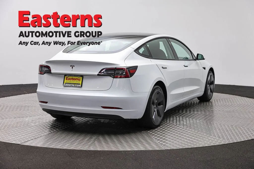Used 2023 White Tesla Base image 5