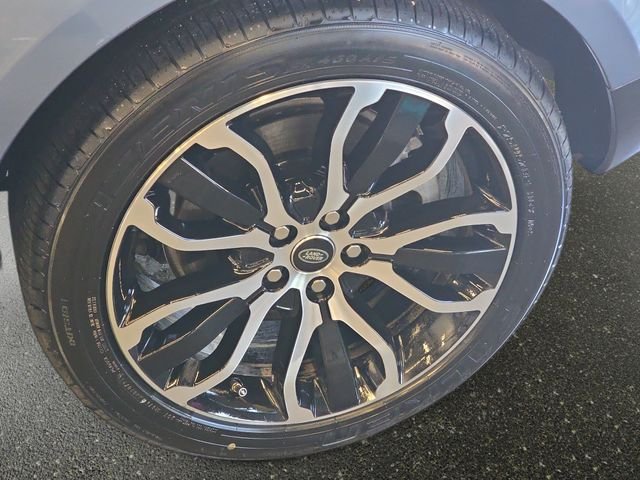 Used 2019 Blue Land Rover HSE image 35