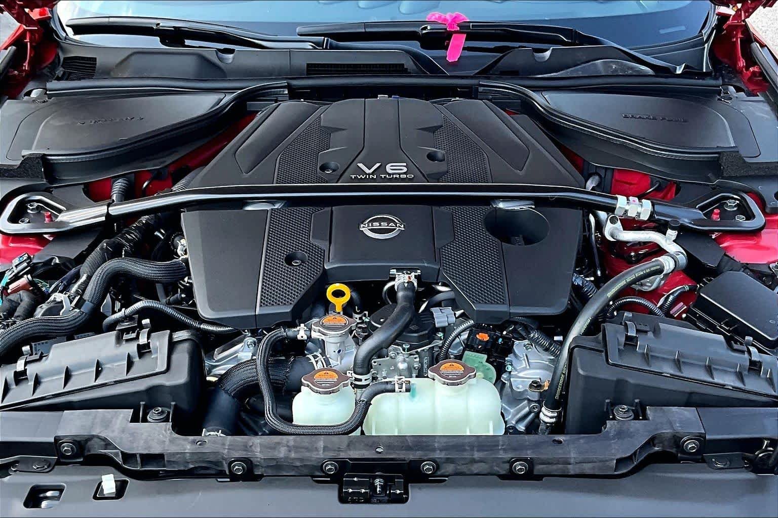 New 2026 Solid Red / Super Black Two-tone Nissan Performance image 16