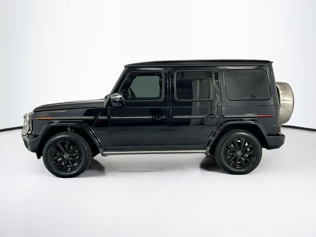 Used 2025  Mercedes-Benz G 550 image 8