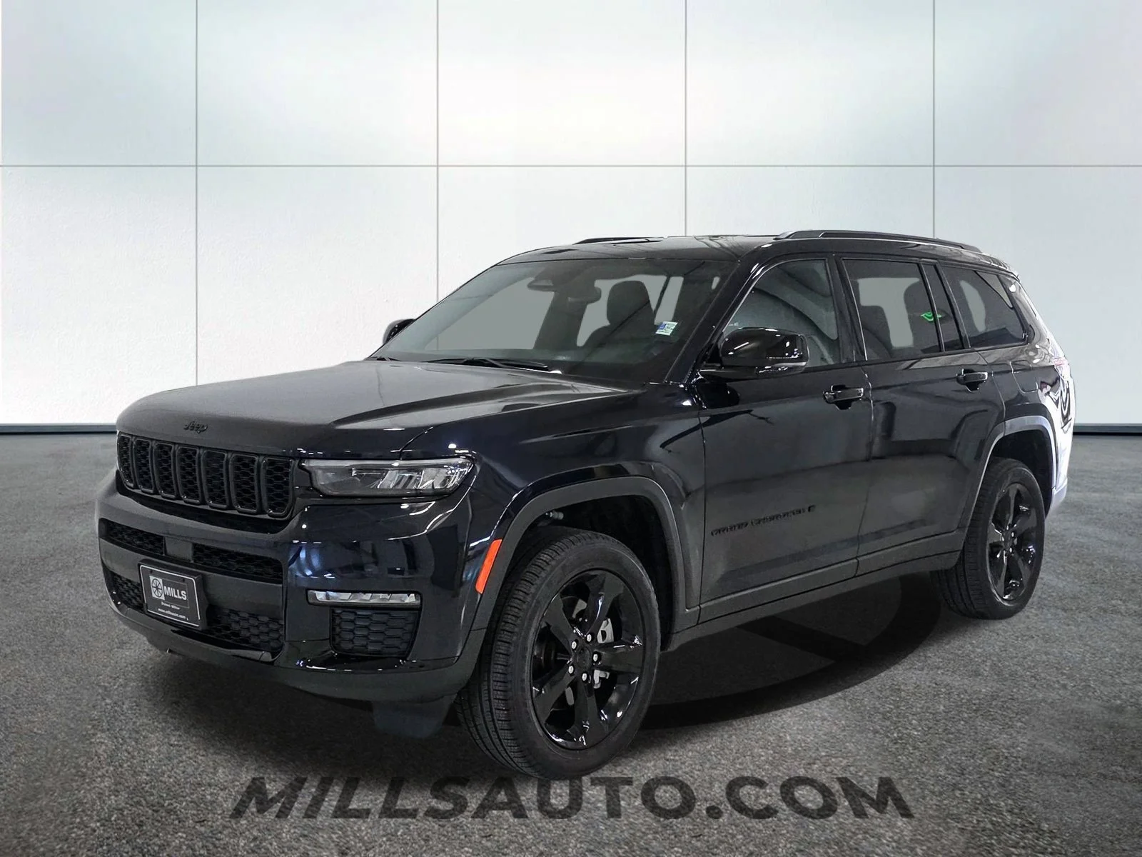 Used 2024 Jeep Grand Cherokee L Limited with VIN 1C4RJKBG7R8567637 for sale in Willmar, Minnesota