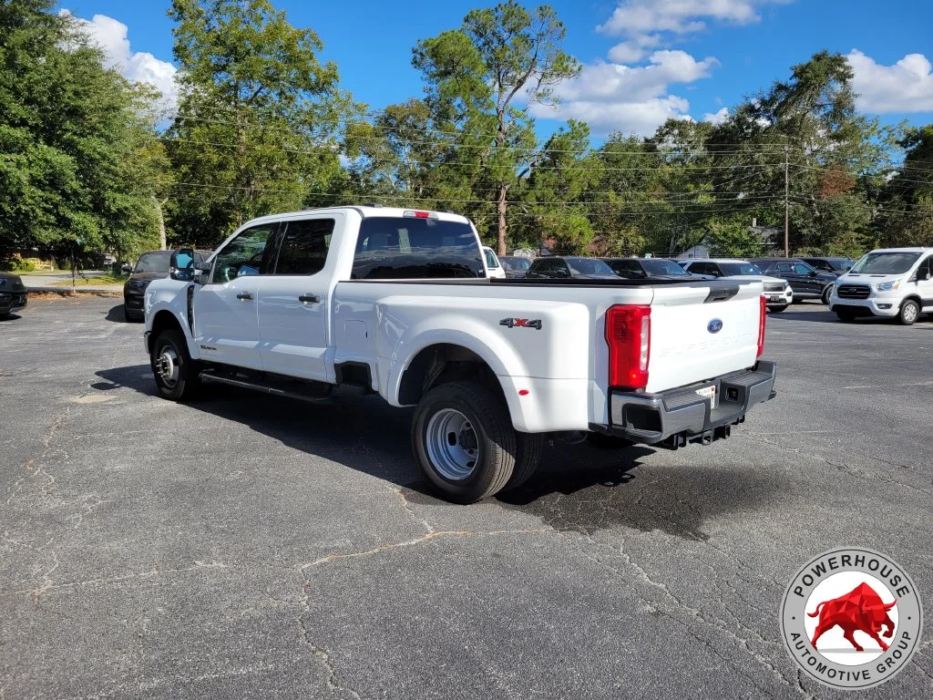Used 2025 White Ford XLT image 4