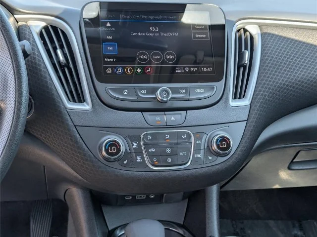 Used 2024 Gray Chevrolet LT image 19