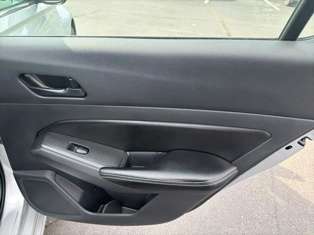 2025 Nissan Altima SV - Photo 30