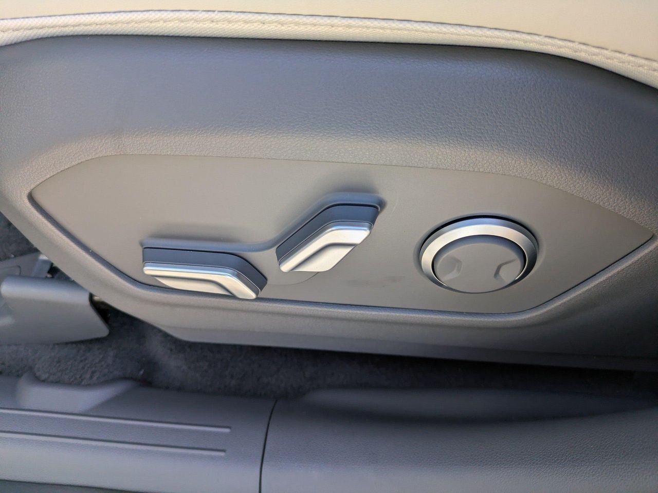 New 2026 Serenity White Hyundai SEL image 46