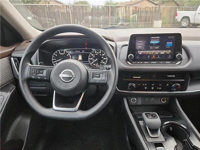 Used 2023 Gray Nissan S image 10