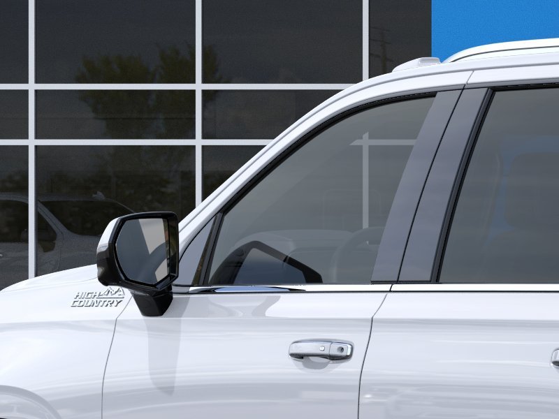 2026 Chevrolet Suburban High Country - Photo 13