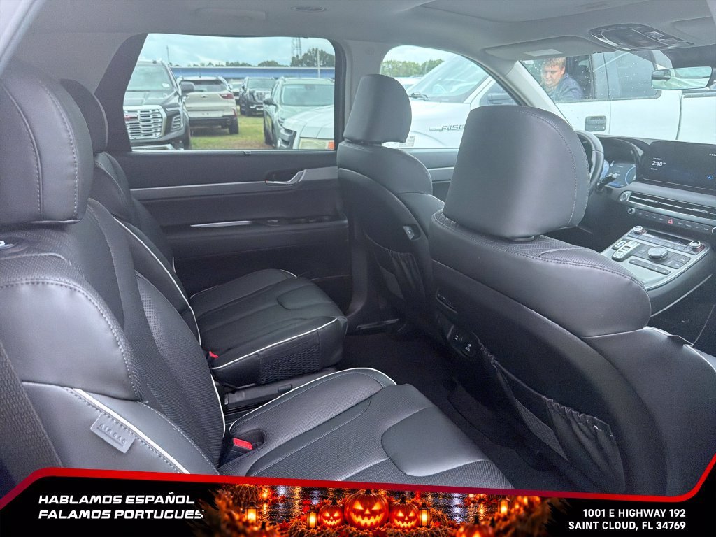 Used 2025 Gray Hyundai SEL Premium image 32