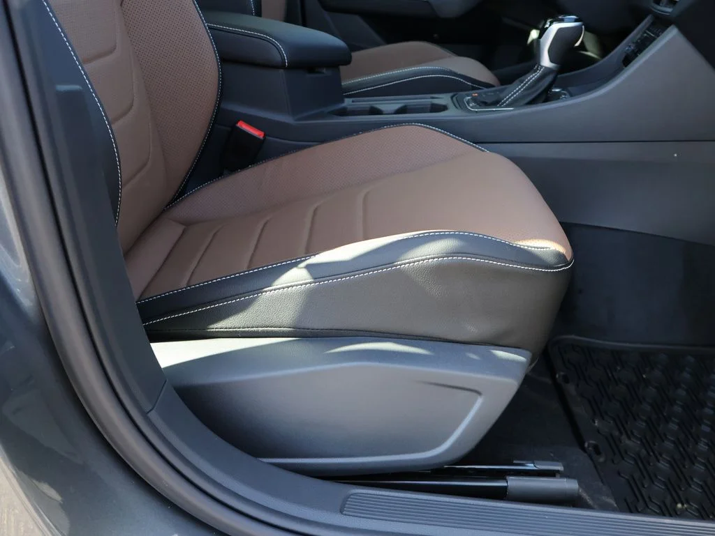 2026 Volkswagen Jetta SEL - Photo 13