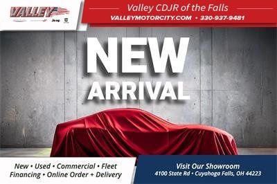 New 2027 Granite Crystal Metallic Clearcoat Jeep Sport S image 1