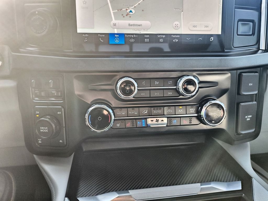 Used 2024 White Ford Limited image 19