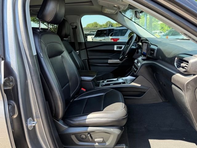 Used 2022 Gray Ford XLT image 34