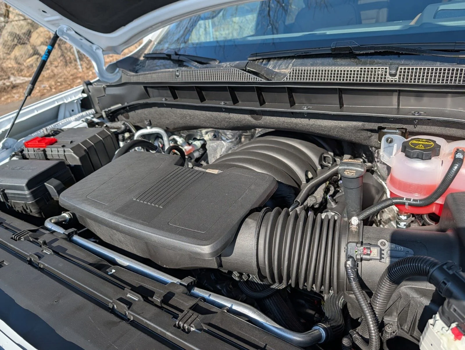 New 2026 Polar White Tricoat Chevrolet High Country image 42