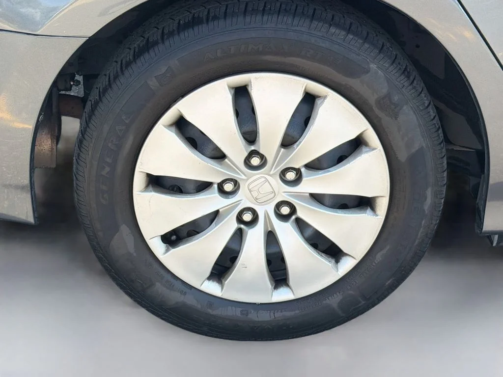 Used 2012 Polished Metal Metallic Honda LX image 9