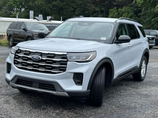 New 2026 White Ford Active image 5