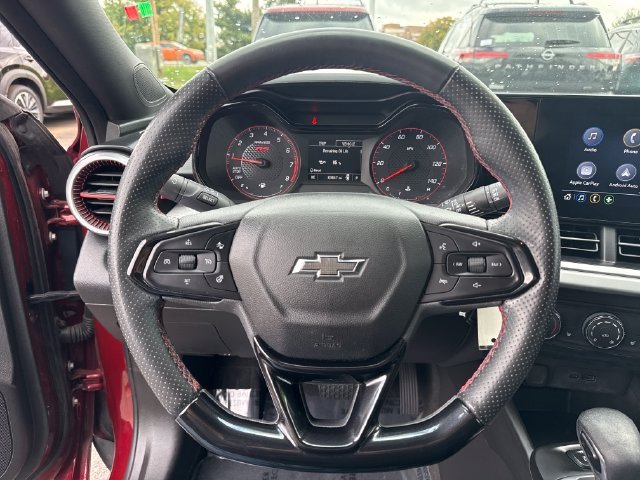 Used 2025 Red Chevrolet 1RS image 17