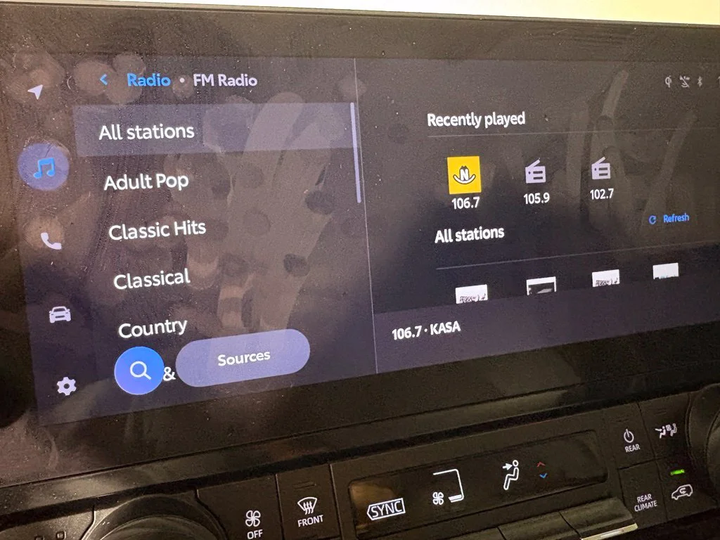 Used 2025 Beige Toyota XLE image 30