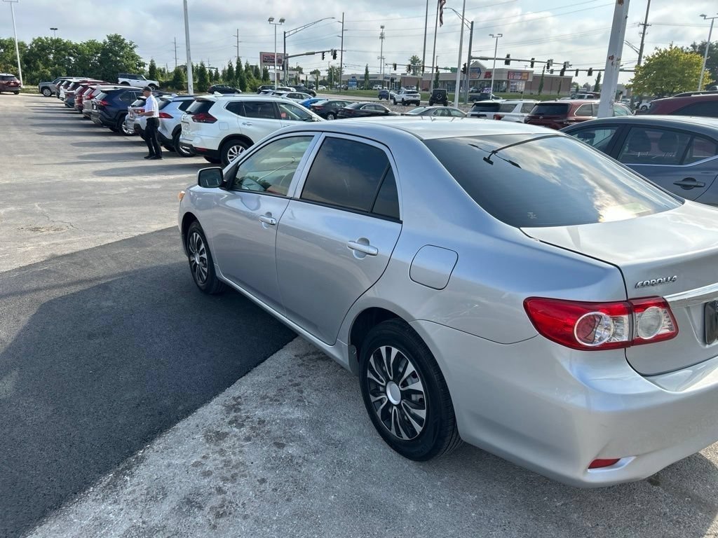 Used 2013 Toyota Corolla L with VIN JTDBU4EE2DJ115563 for sale in Miamisburg, OH