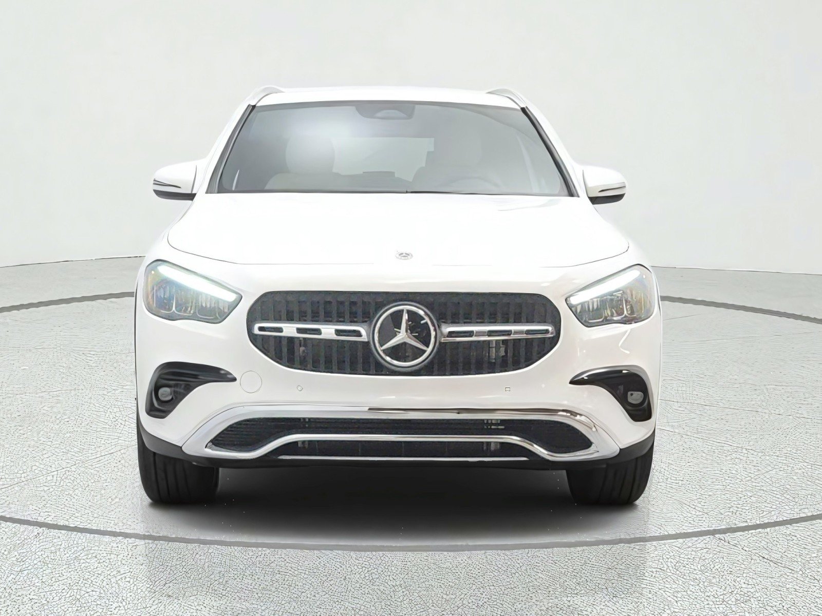 New 2026 Polar White Mercedes-Benz GLA 250 4MATIC® SUV image 2