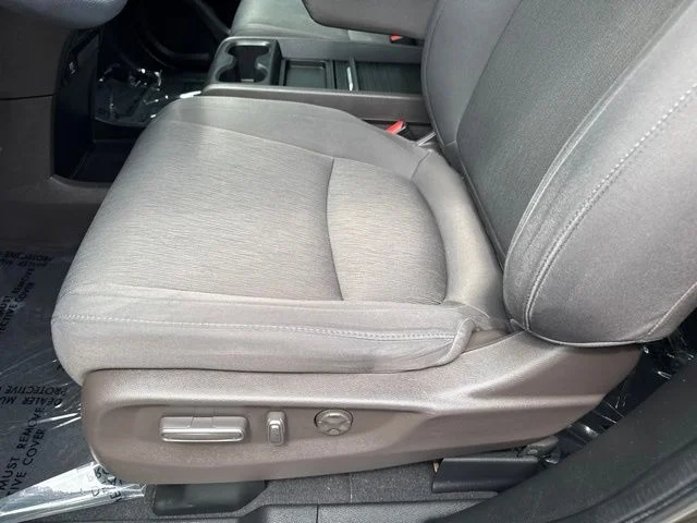 Used 2018 Brown Honda EX image 17