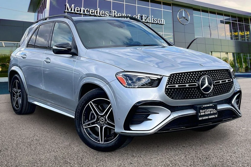 Used 2026 Black Mercedes-Benz GLE 350 image 1
