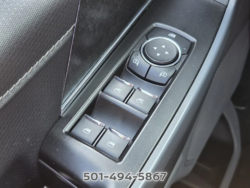 Used 2023 Oxford White FORD XLT image 25