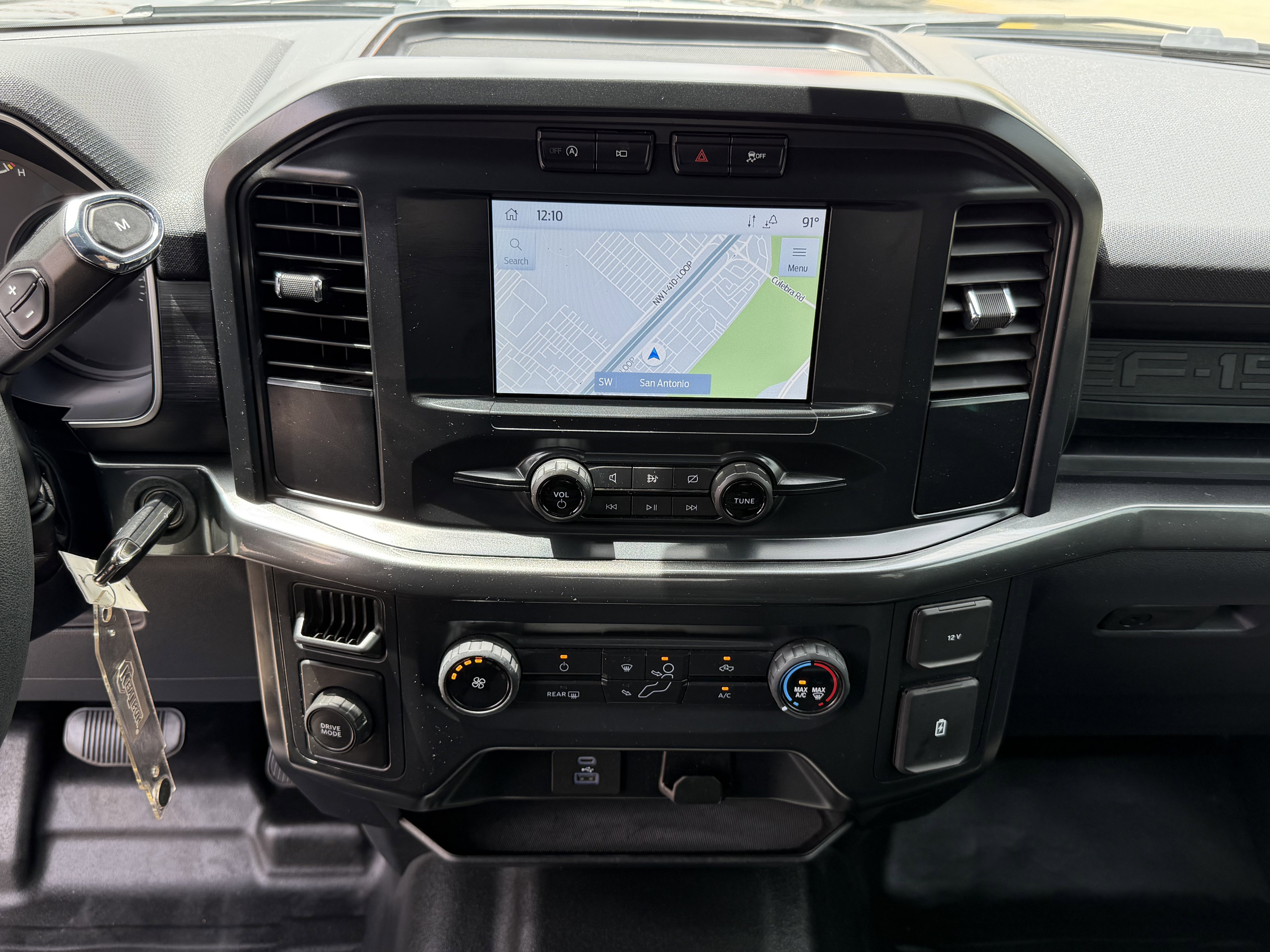 Used 2022 Agate Black Metallic Ford XL image 21