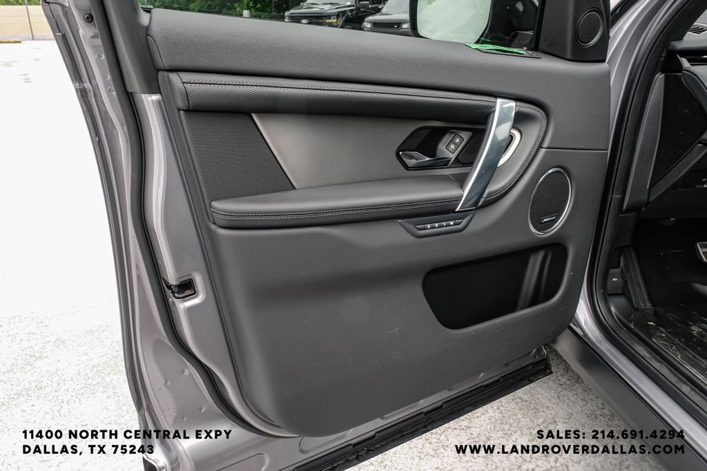 New 2026 Eiger Gray Metallic Land Rover Landmark image 39