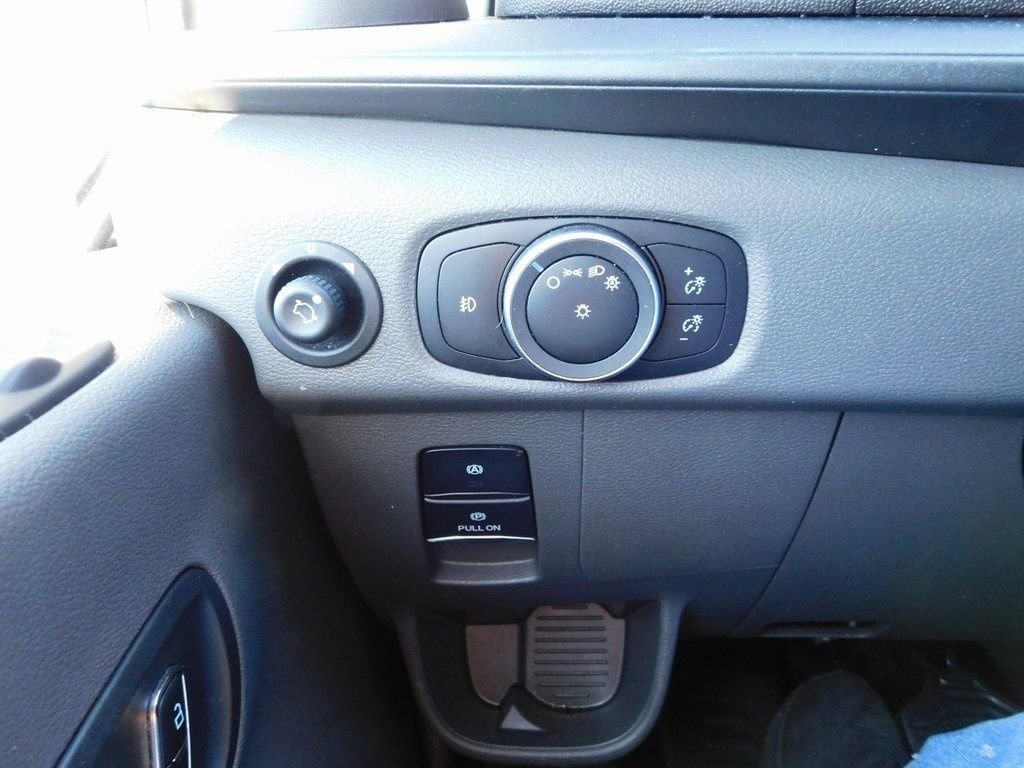 Used 2024 White Ford Base image 31