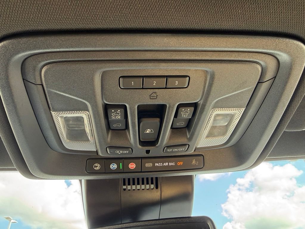 Used 2022 Beige GMC AT4 image 30