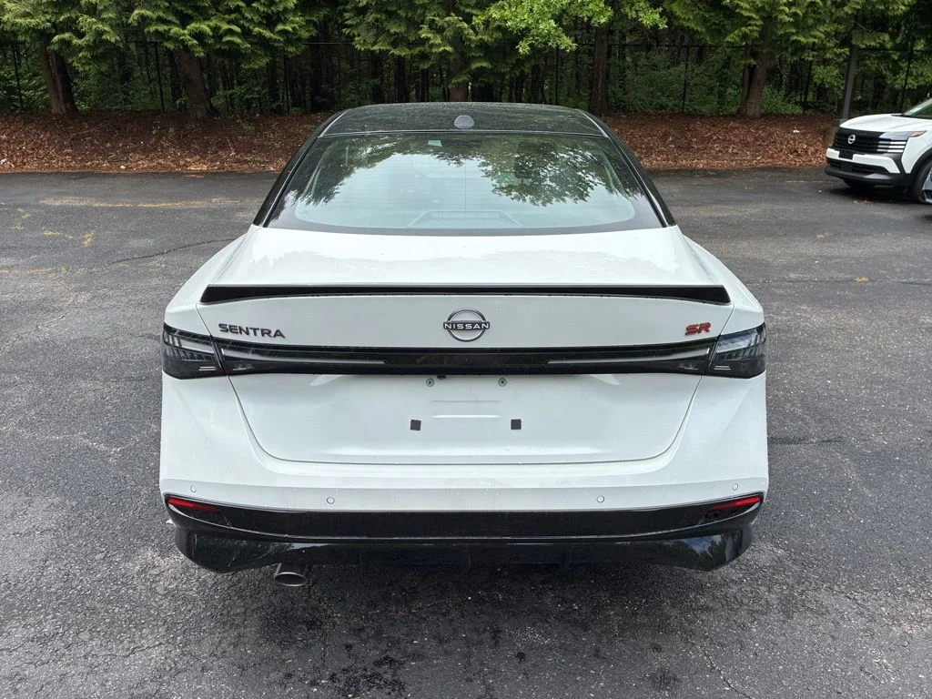 New 2026 Aspen White TriCoat / Super Black Two-tone Nissan SR image 6
