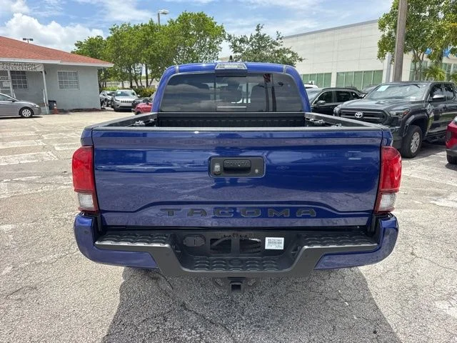 Used 2023 Blue Toyota SR5 image 11