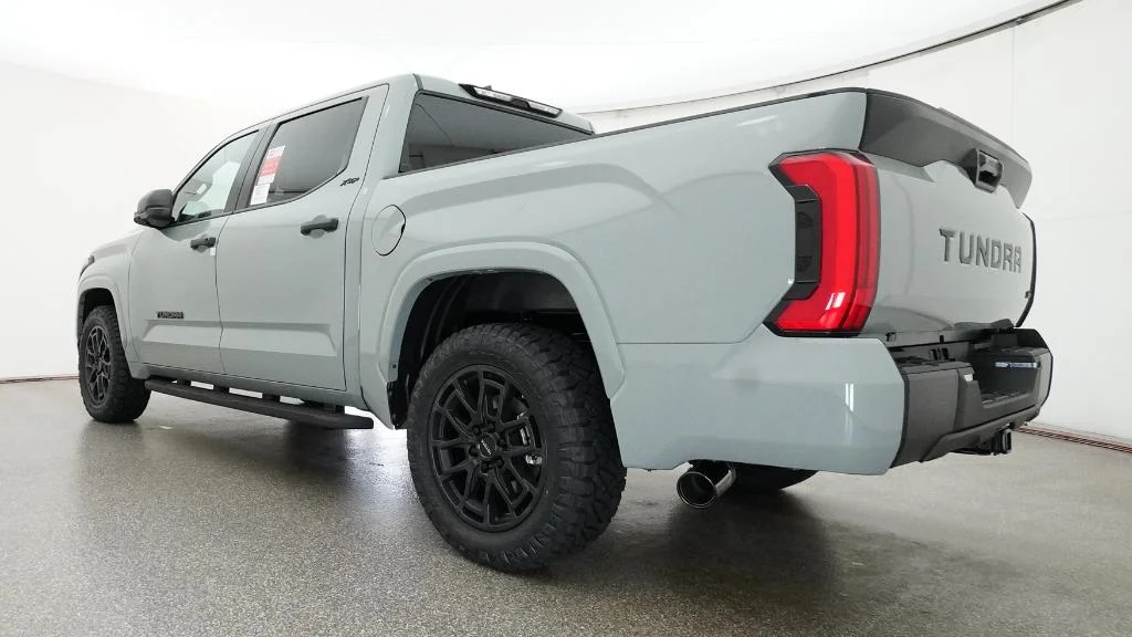 New 2026 Lunar Rock Toyota SR5 image 21