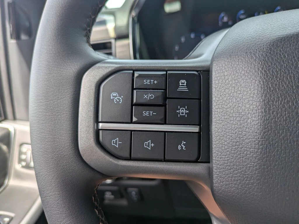 New 2026 Agate Black Metallic Ford Lariat image 32
