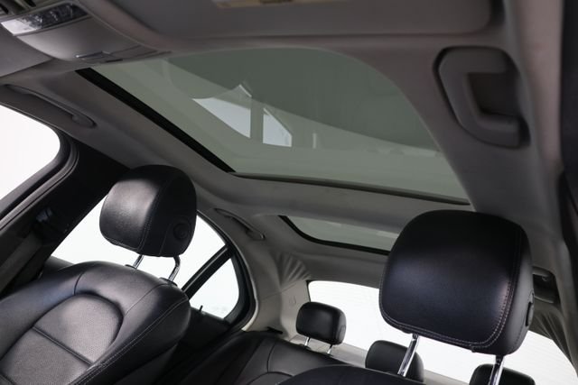 Used 2015 Gray Mercedes-Benz C 300 image 18