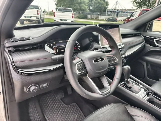 2025 Jeep Compass Trailhawk - Photo 10