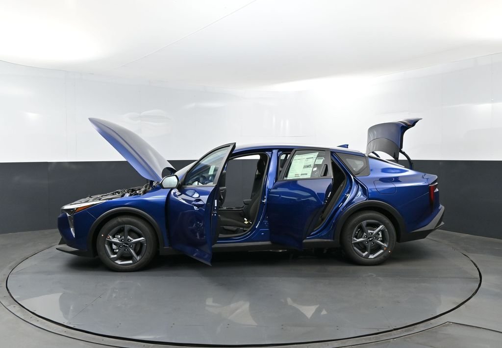 New 2026 Deep Sea Blue Kia LXS image 28